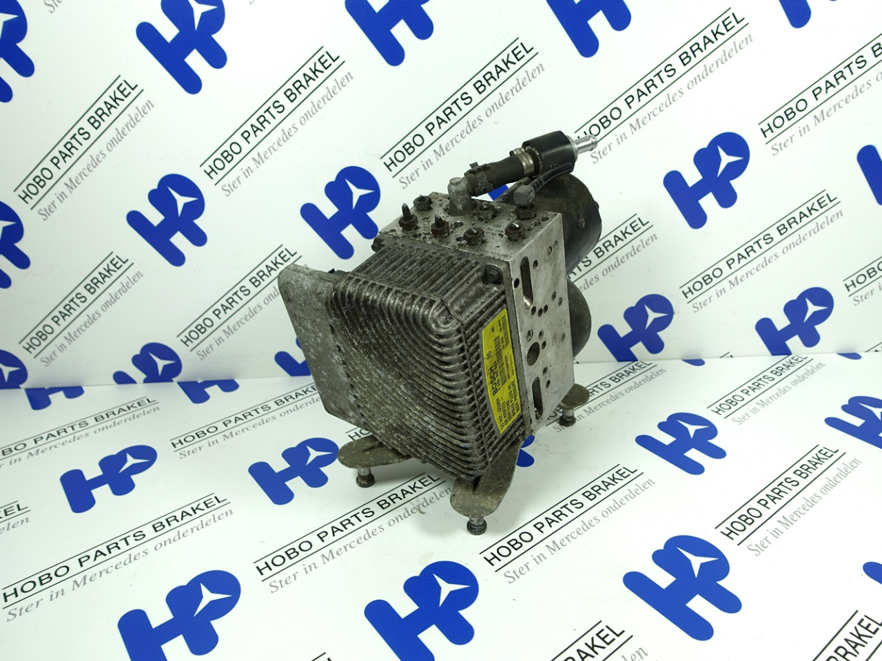 ABS pomp A 005 431 8012