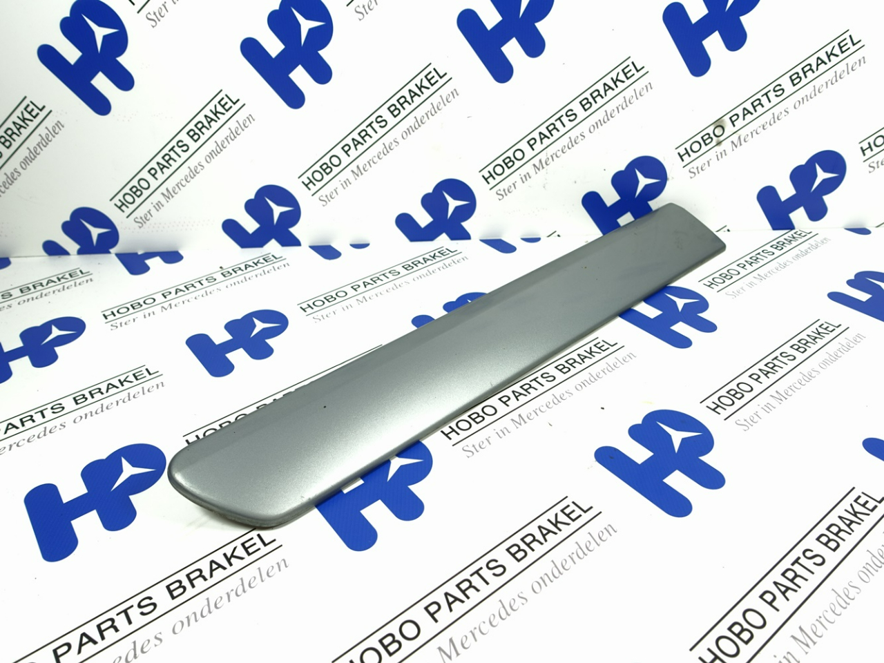 Sierlijst A 208 690 0462 RA zilver