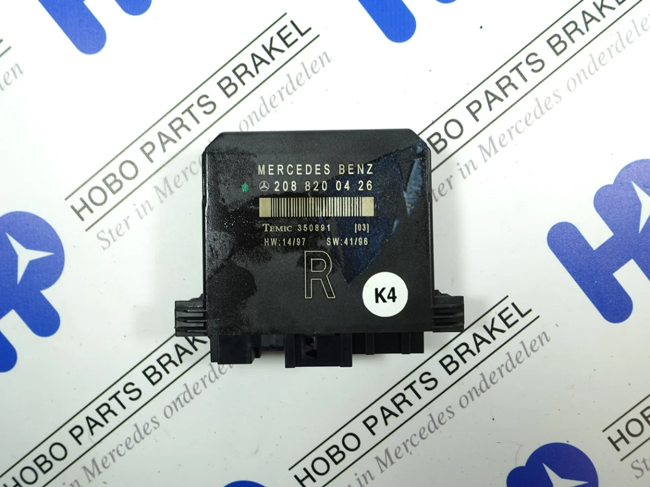Deur module A 208 820 0426 RV - Article 14703 1 - A2088200426
