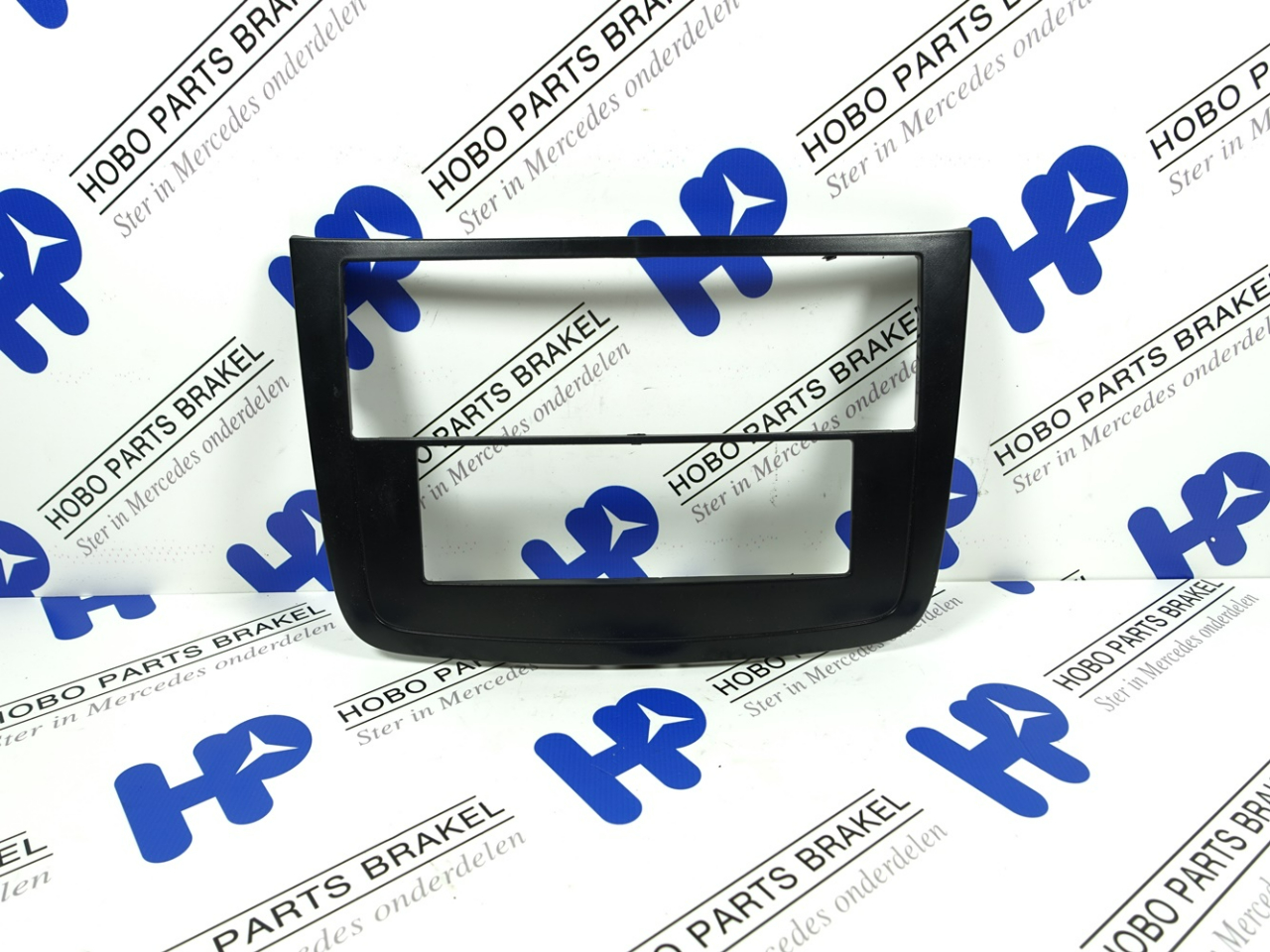 Middenconsole sierlijst A 639 689 1739