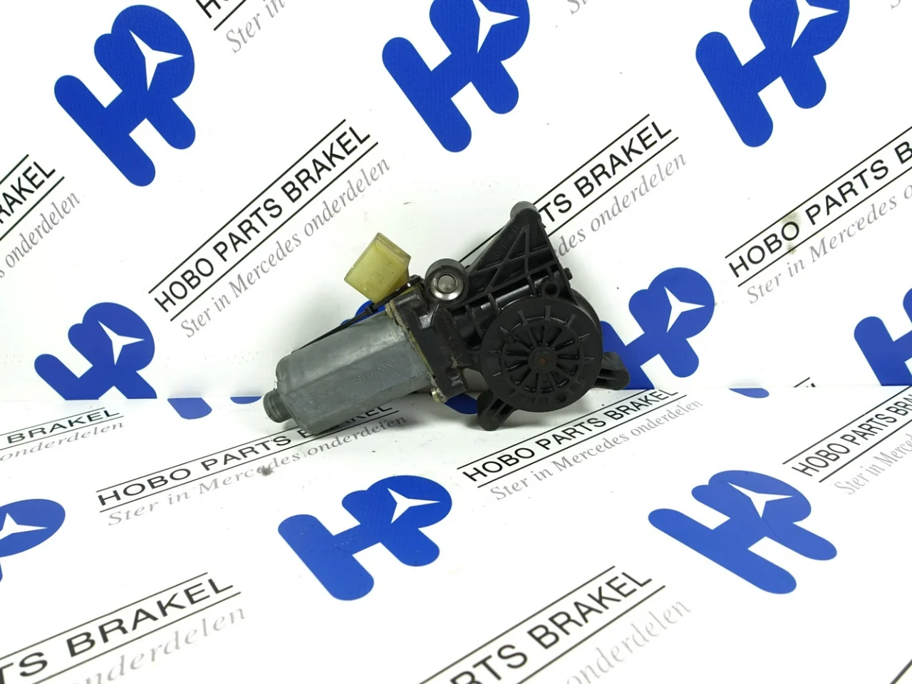 Window motor A 210 820 5842 - Article 14780 1 - A2108205842