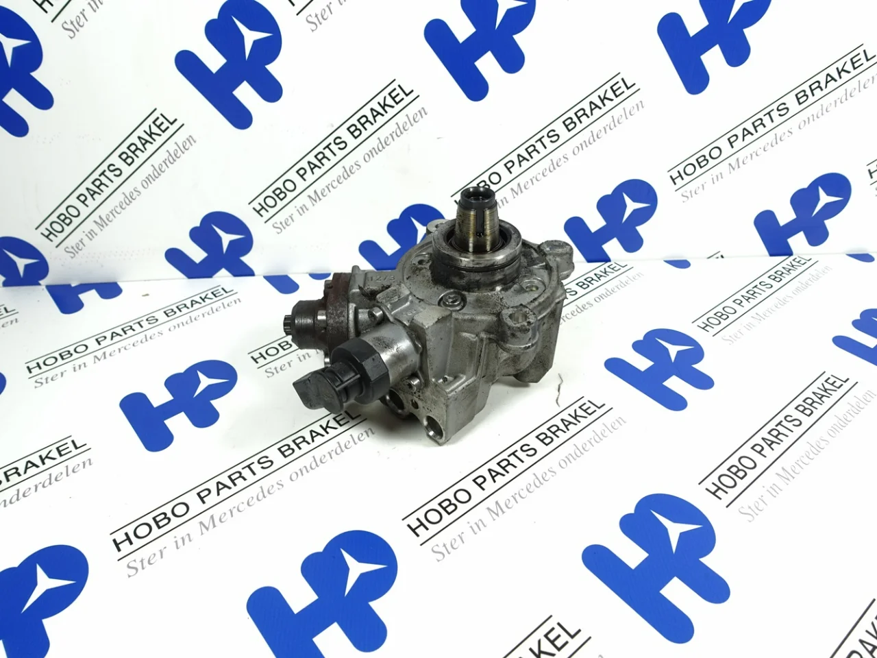 Hogedrukpomp A 654 070 0001
