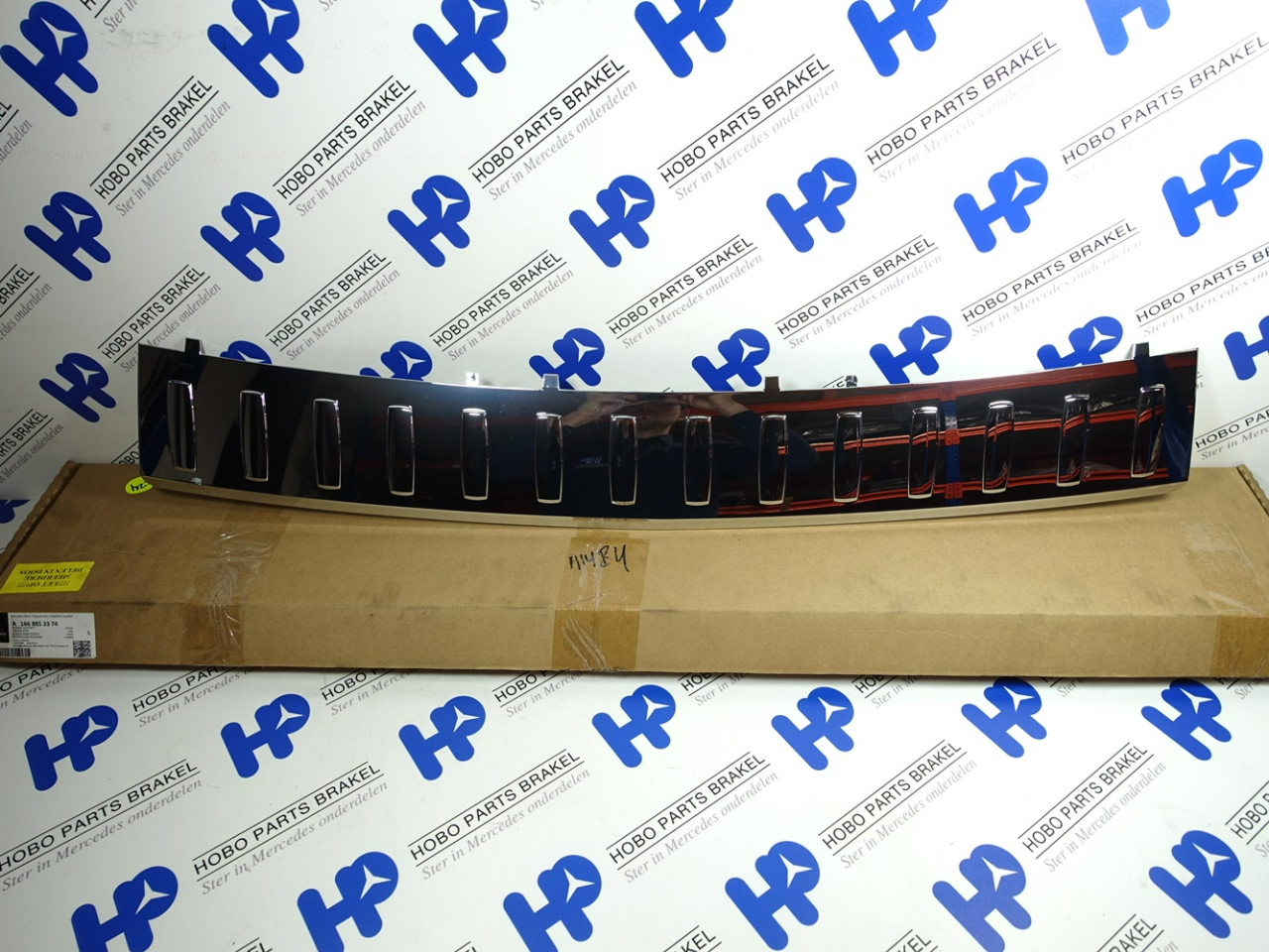 Achterbumper sierlijst A 166 885 3374 (Nieuw)