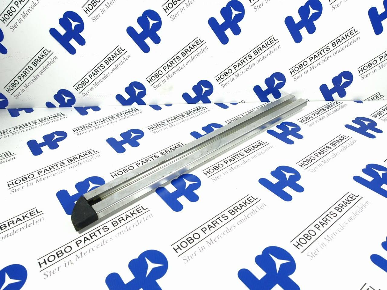 Rail A 204 840 0126 Links