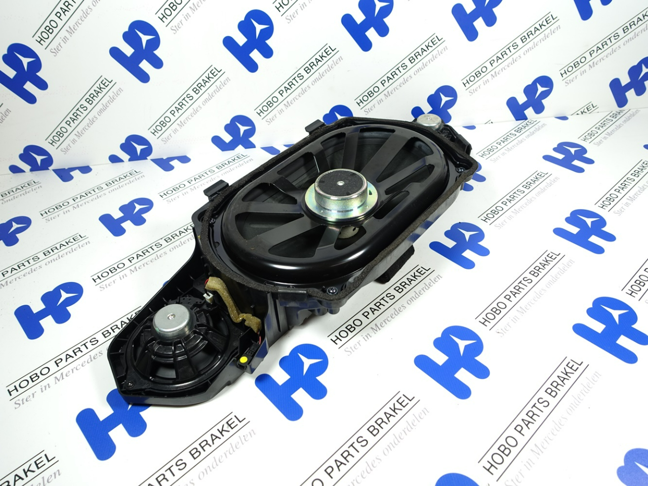 Subwoofer A 221 820 8102 - Article 15304 1 - A2218208102