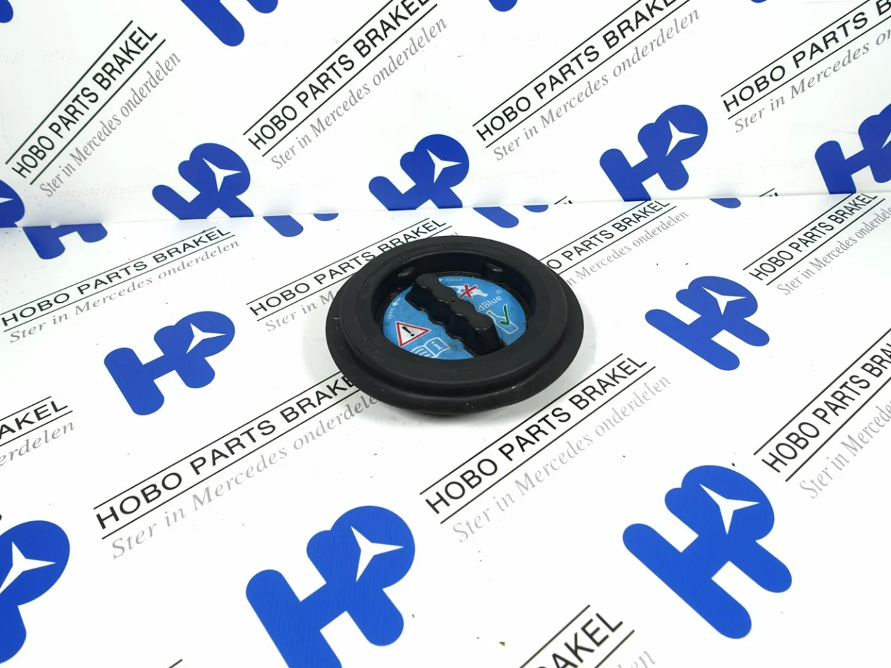 AdBlue cap A 251 680 4218