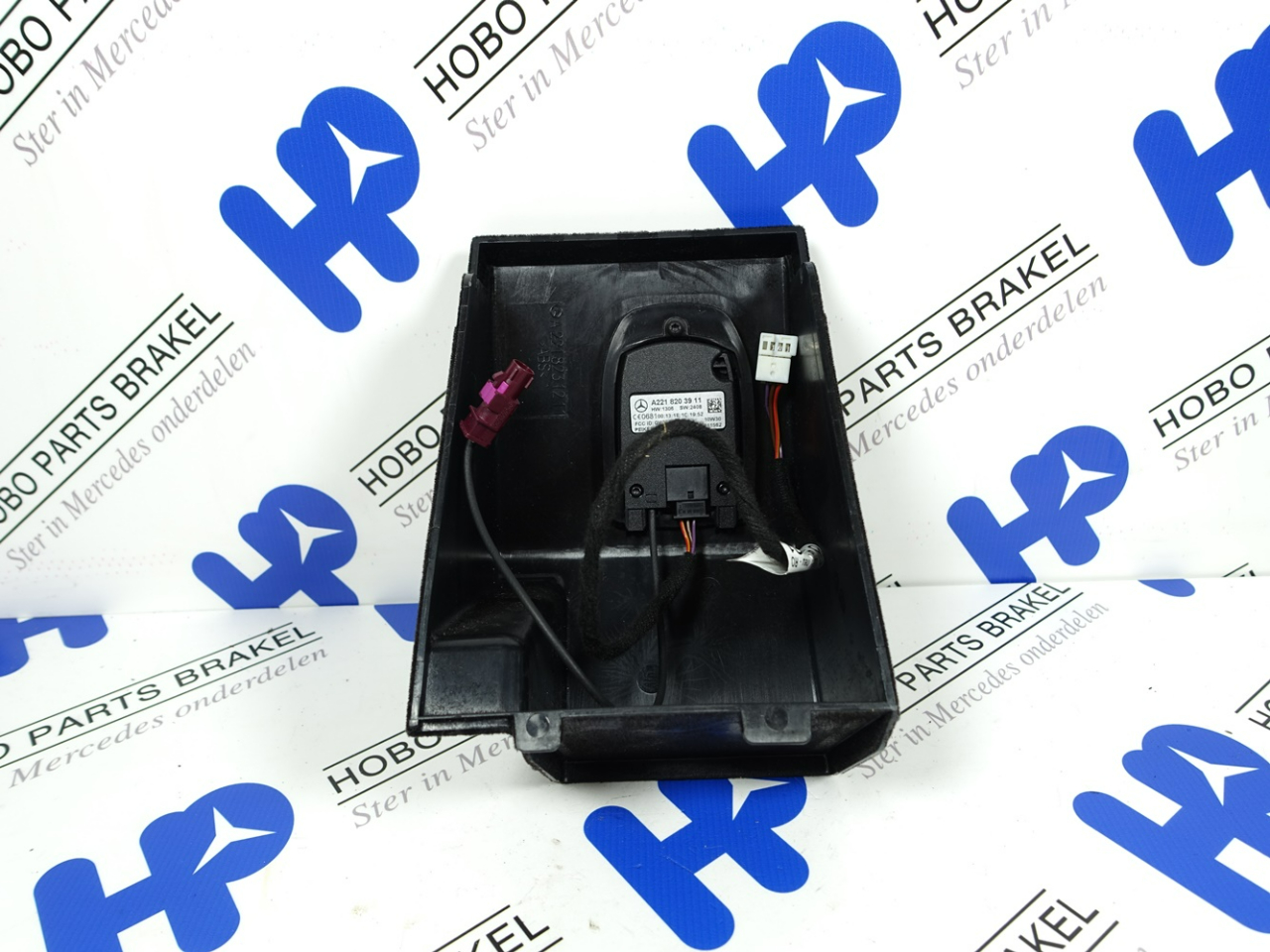 Telefoonhouder A 221 820 3911