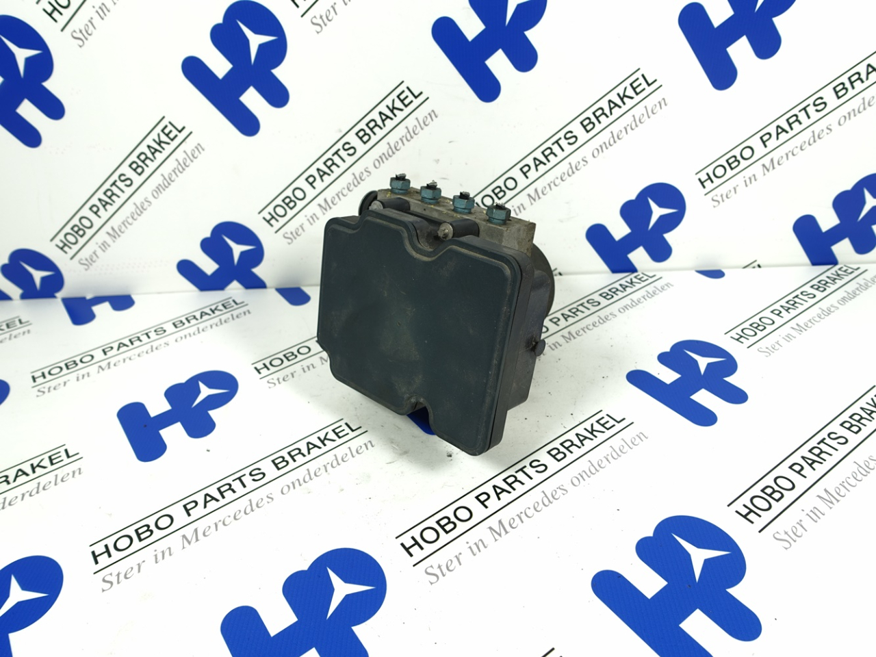 ABS pomp A 447 900 8609