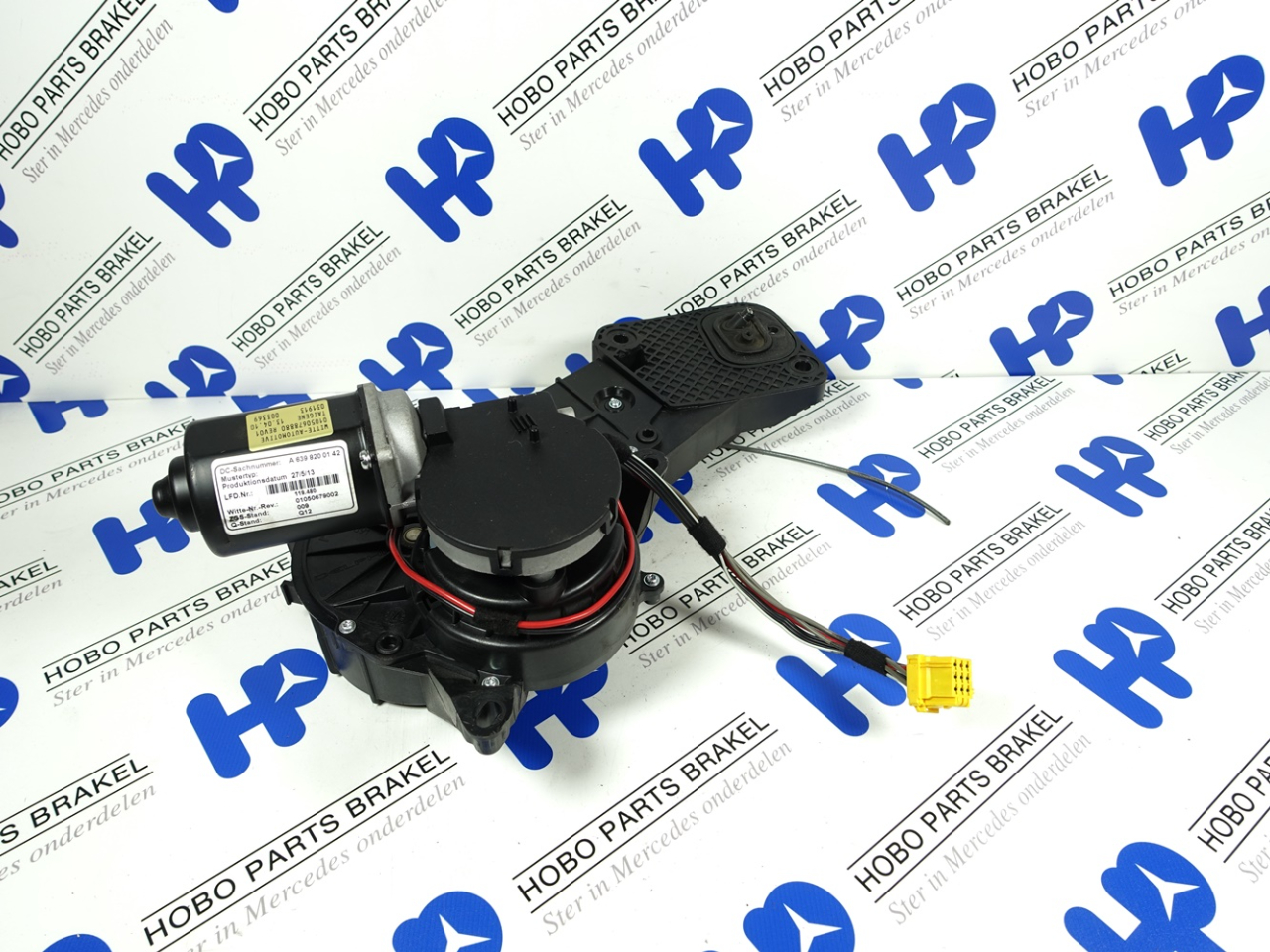 Schuifdeur motor A 639 820 0142 Links - Article 15570 1 - A6398200142