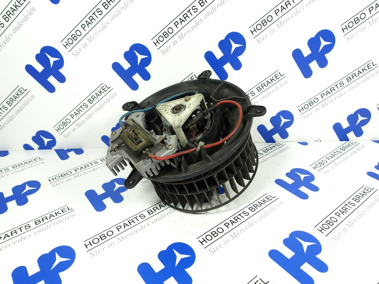 Kachelmotor A 210 820 2442 - Article 15574 1 - A2108202442