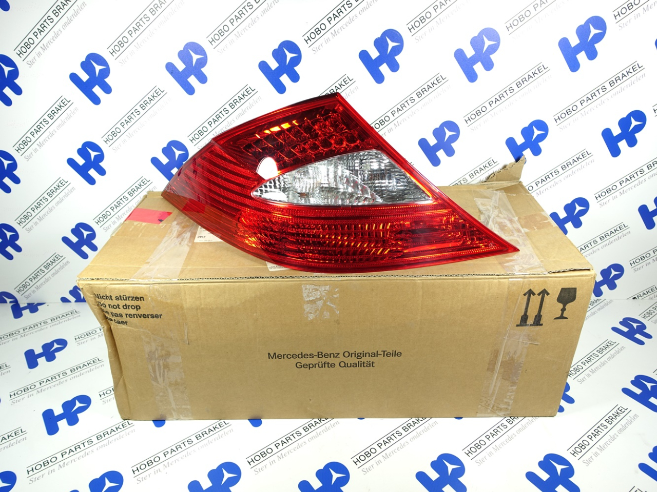 Achterlicht CLS-klasse w219 Links (Nieuw)