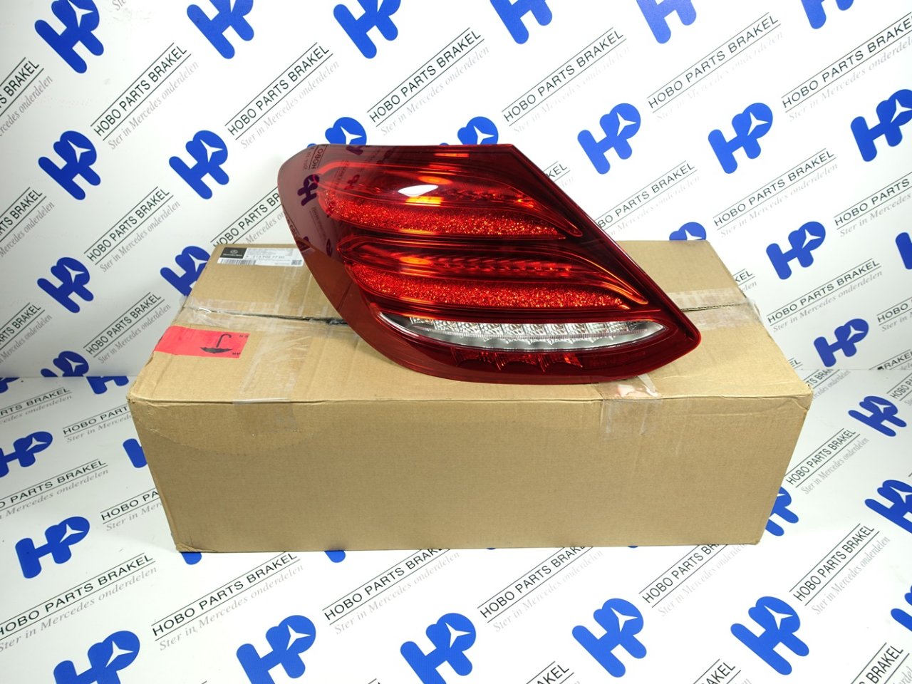 Achterlicht E-klasse w213 LED Links (Nieuw)