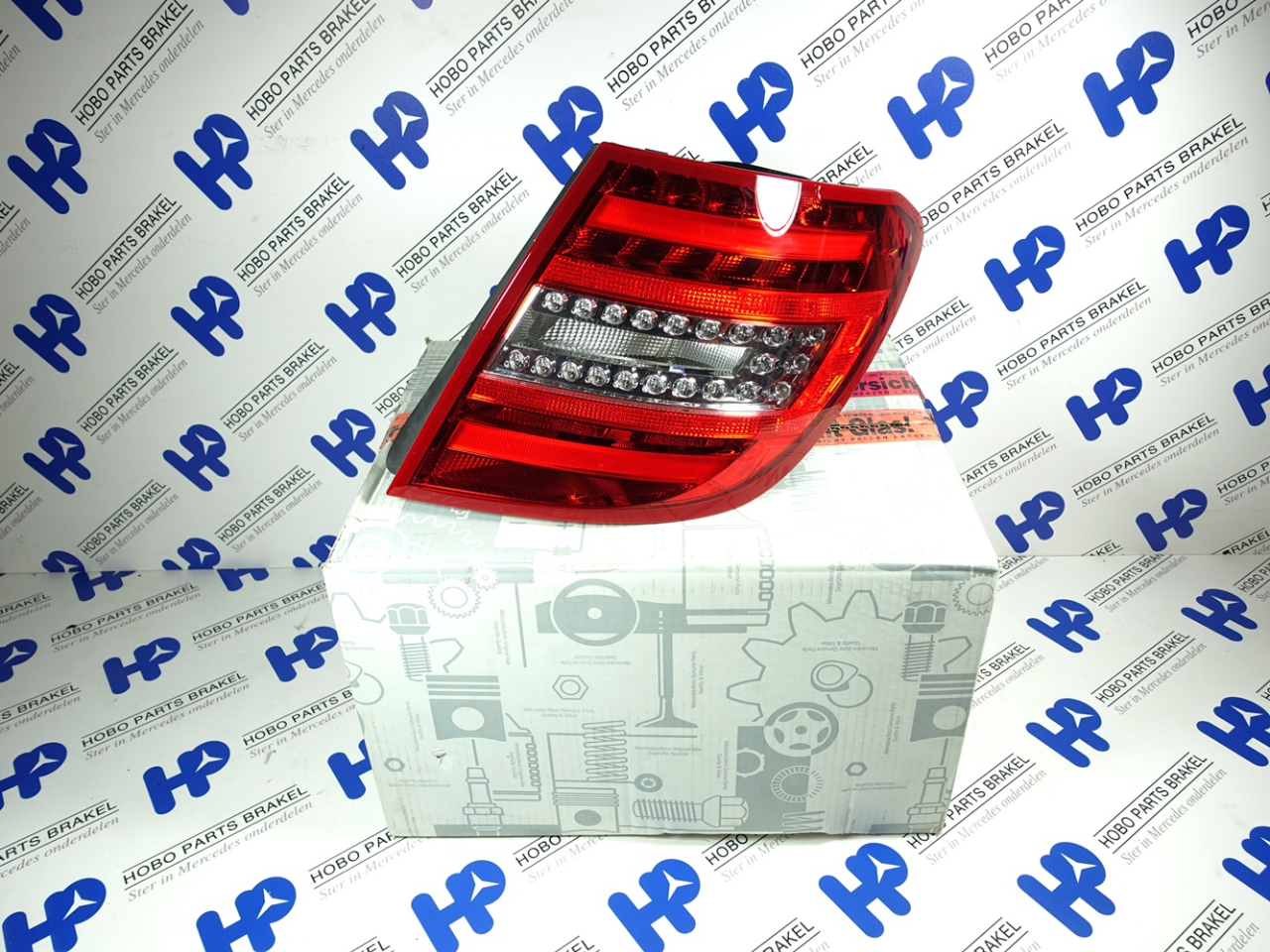 Achterlicht C-klasse w204 Combi LED Facelift Rechts (Nieuw)
