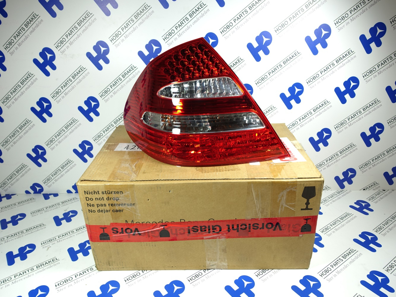 Achterlicht E-klasse w211 Avantgarde Links (Nieuw)