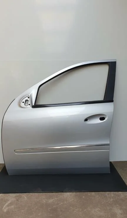 Portier linksvoor Mercedes ML-klasse w164 (P008)