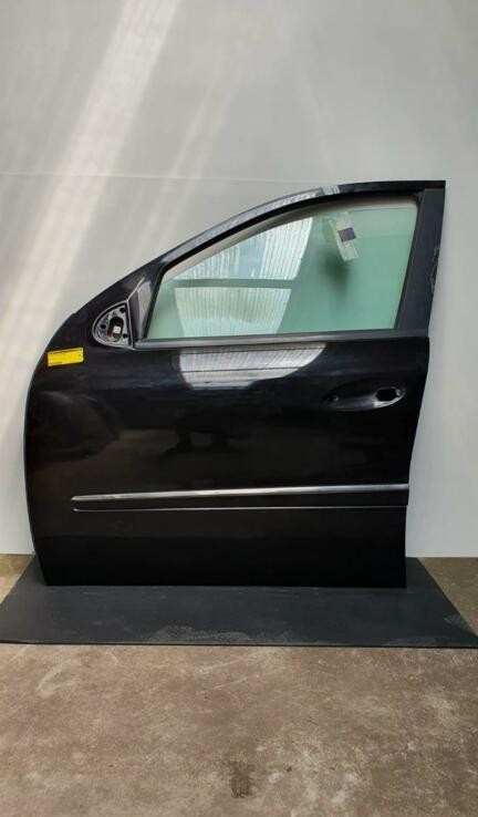 Portier linksvoor Mercedes ML-klasse w164 (P013)