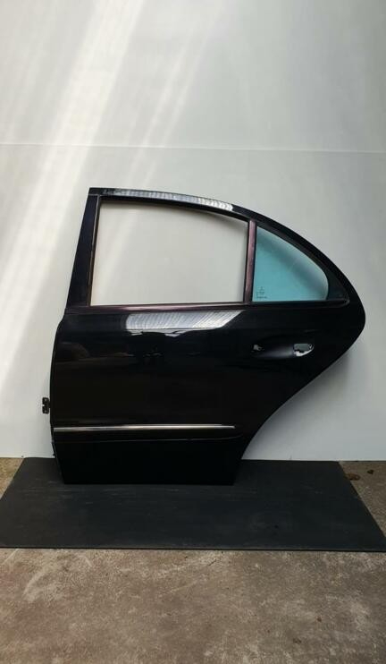 Portier linksachter Mercedes E-klasse w211 (P043)