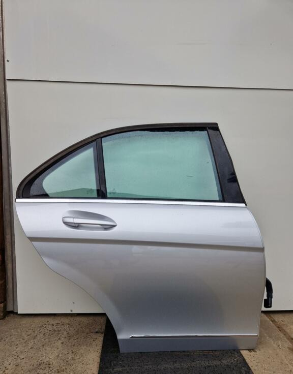 Portier rechtsachter Mercedes C-klasse w204 (P044)