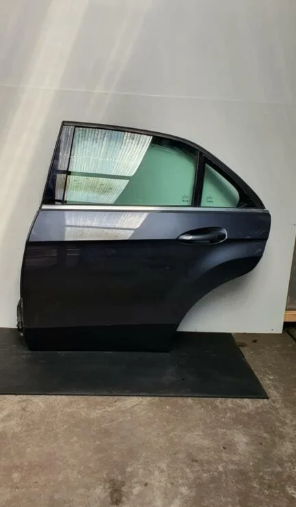 Portier linksachter Mercedes E-klasse w212 (P046)