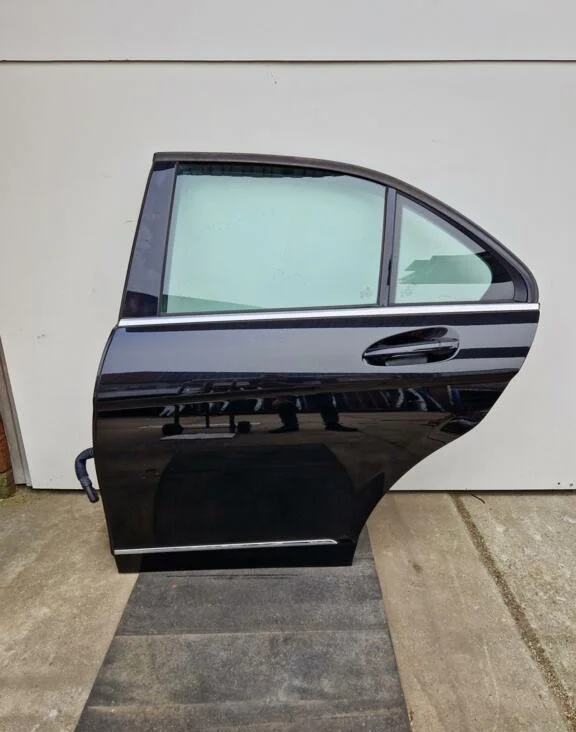 Door rear left Mercedes C-class w204 (P057) - Article 15818 1 - P057