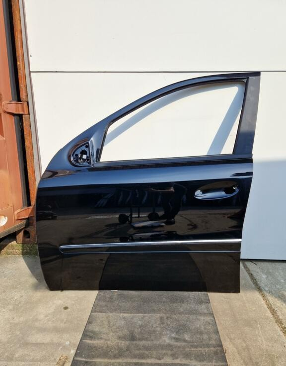 Portier linksvoor Mercedes ML-klasse w164 (P059) - Article 15820 1 - P059