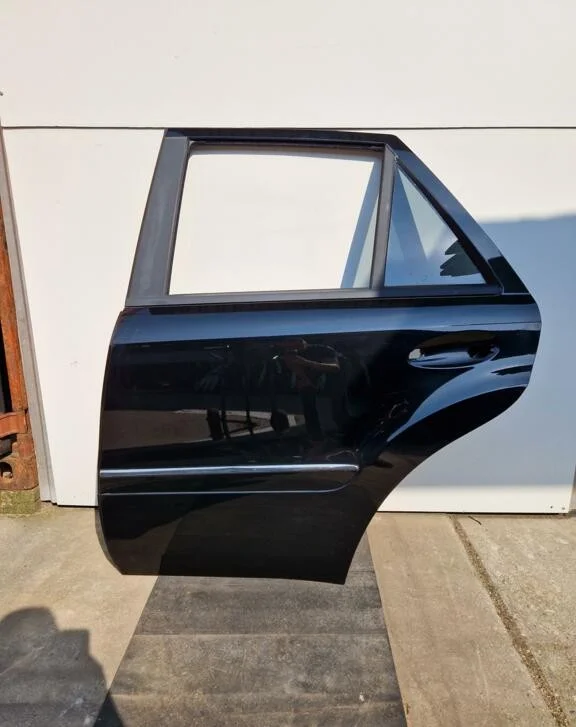 Door rear left Mercedes ML-class w164 (P062) - Article 15823 1 - P062