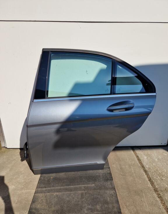 Portier linksachter Mercedes C-klasse w204 (P072) - Article 15832 1 - P072