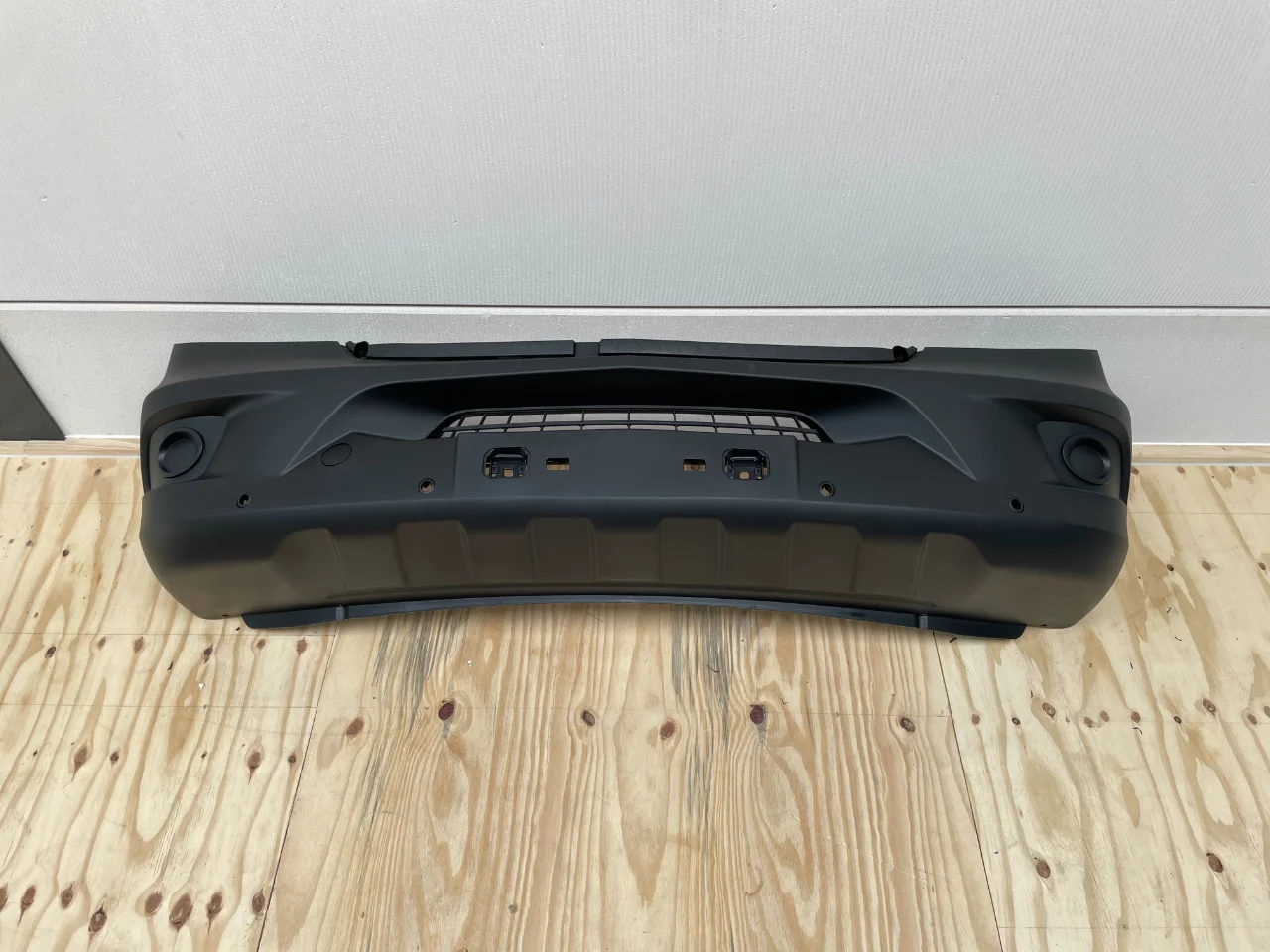 Front bumper Sprinter w906 A9068801770 (New) - Article 15857 1 - 13125