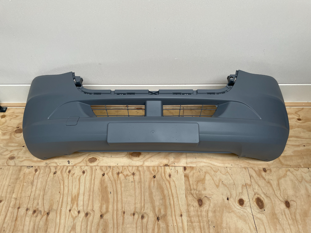 Voorbumper Sprinter w907 A9108859400 Primer (Nieuw)