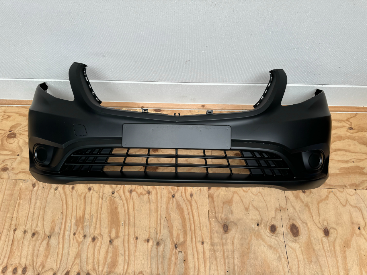 Voorbumper Vito w447 A4478850825 Primer (Nieuw) - Article 15884 1 - 13121