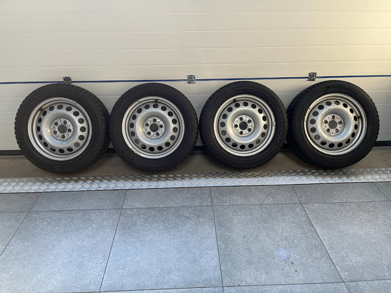 Velgenset Vito w447 5x112 17 inch All season - Article 15909 1 - HPB9904