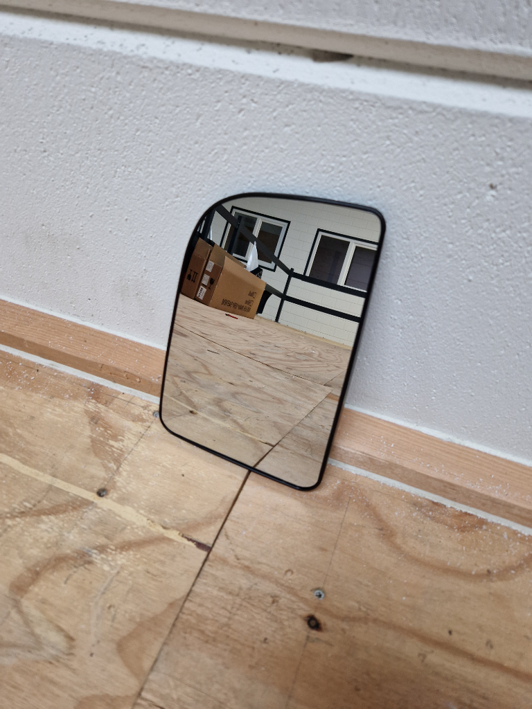 Spiegelglas Sprinter w907 Links boven 1 (Nieuw) - Article 16030 1 - 13120116