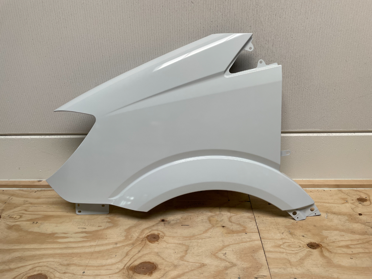 Spatbord Sprinter w906 Facelift Links Wit (Nieuw)