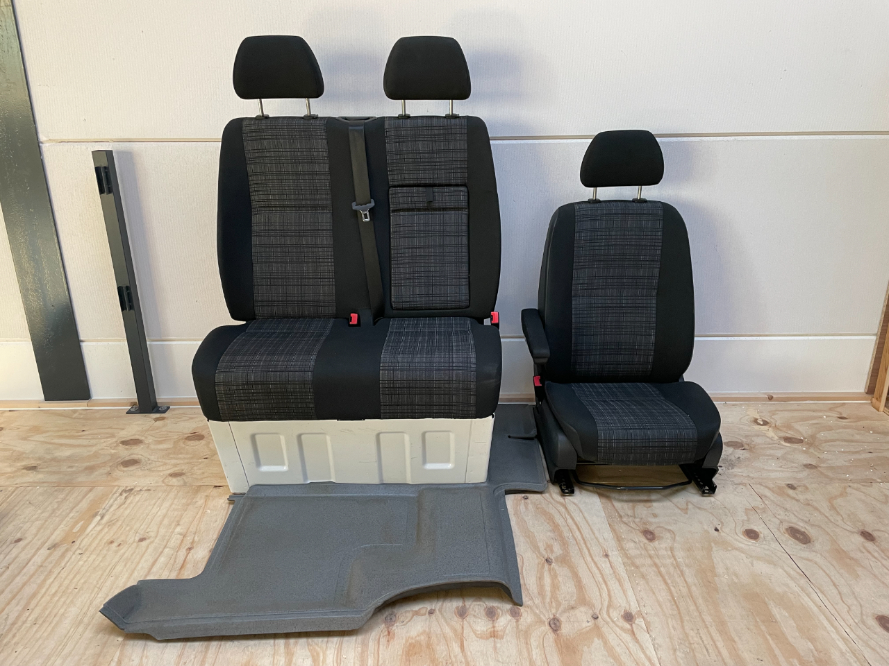 Stoel + bank Sprinter w906 Ruitjes +klaptafel.