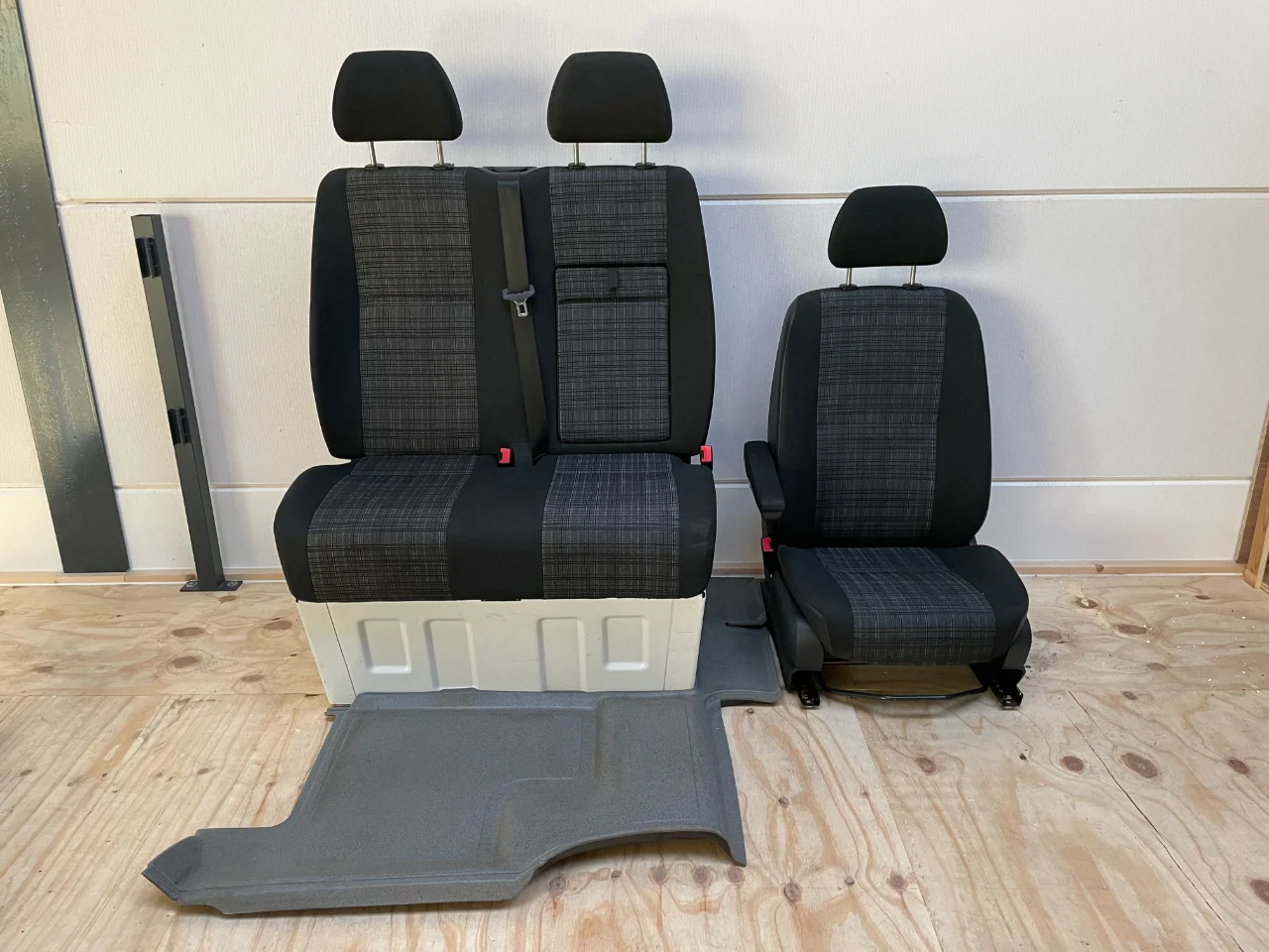 Stoel + bank Sprinter w906 Ruitjes +klaptafel.