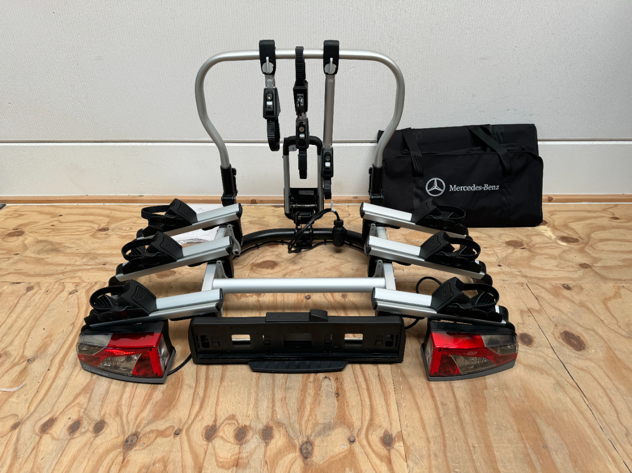 Fietsendrager NIEUW OE Mercedes opvouwbaar / 3 fietsen - Article 16069 1 - A0008901800