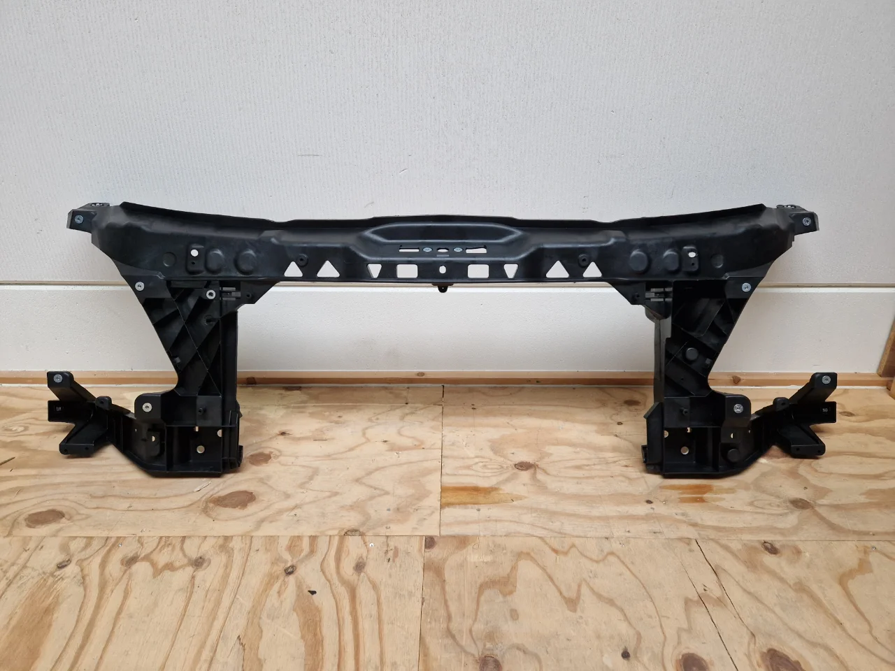 Front Sprinter w906 (New) - Article 16086 1 - 12120612
