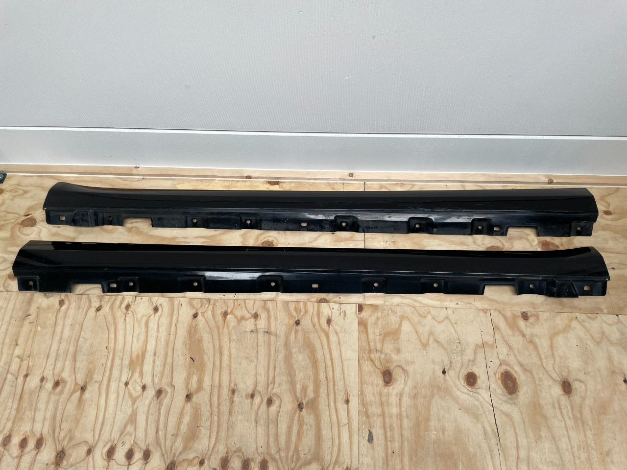 Sideskirt links en rechts Mercedes S-klasse w222 - Article 16134 1 - A2226900240/A2226900340