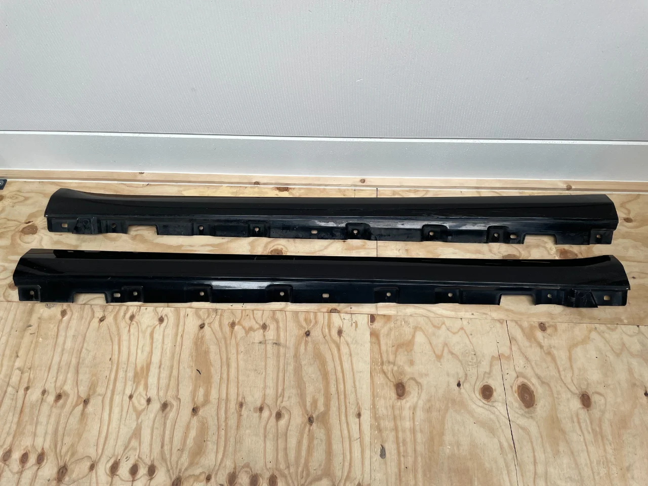 Sideskirt links en rechts Mercedes S-klasse w222 - Article 16134 1 - A2226900240/A2226900340