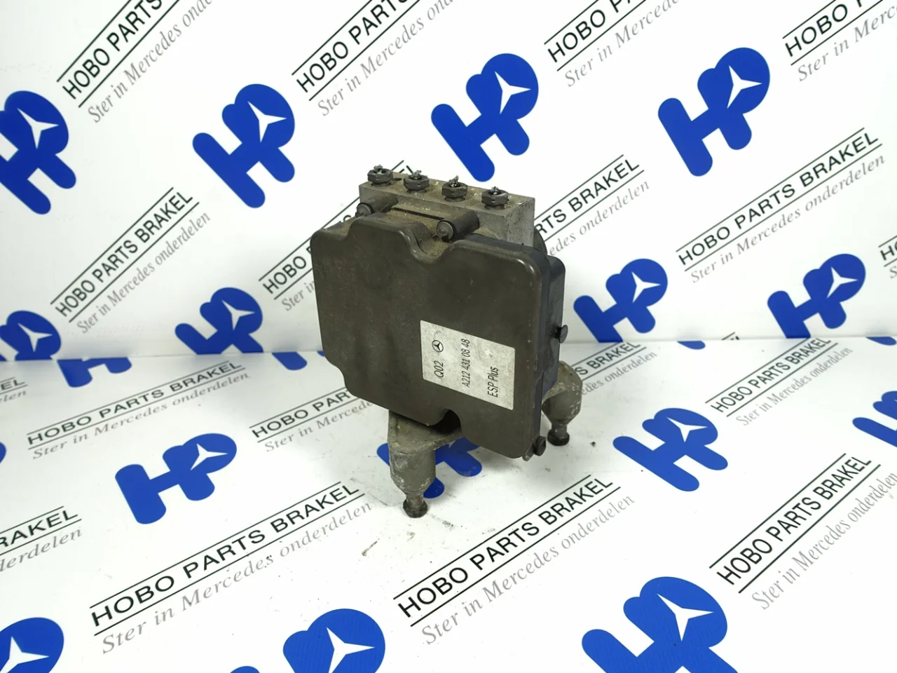 ABS pomp A 212 431 0848