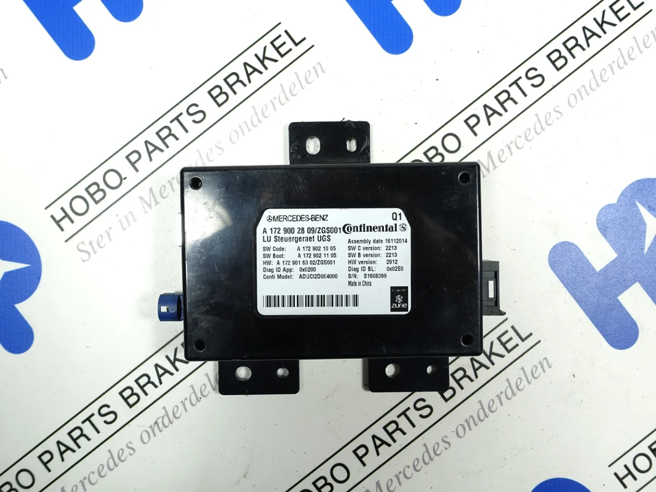 Multimedia module A 172 900 2809 - Article 16215 1 - A1729002809