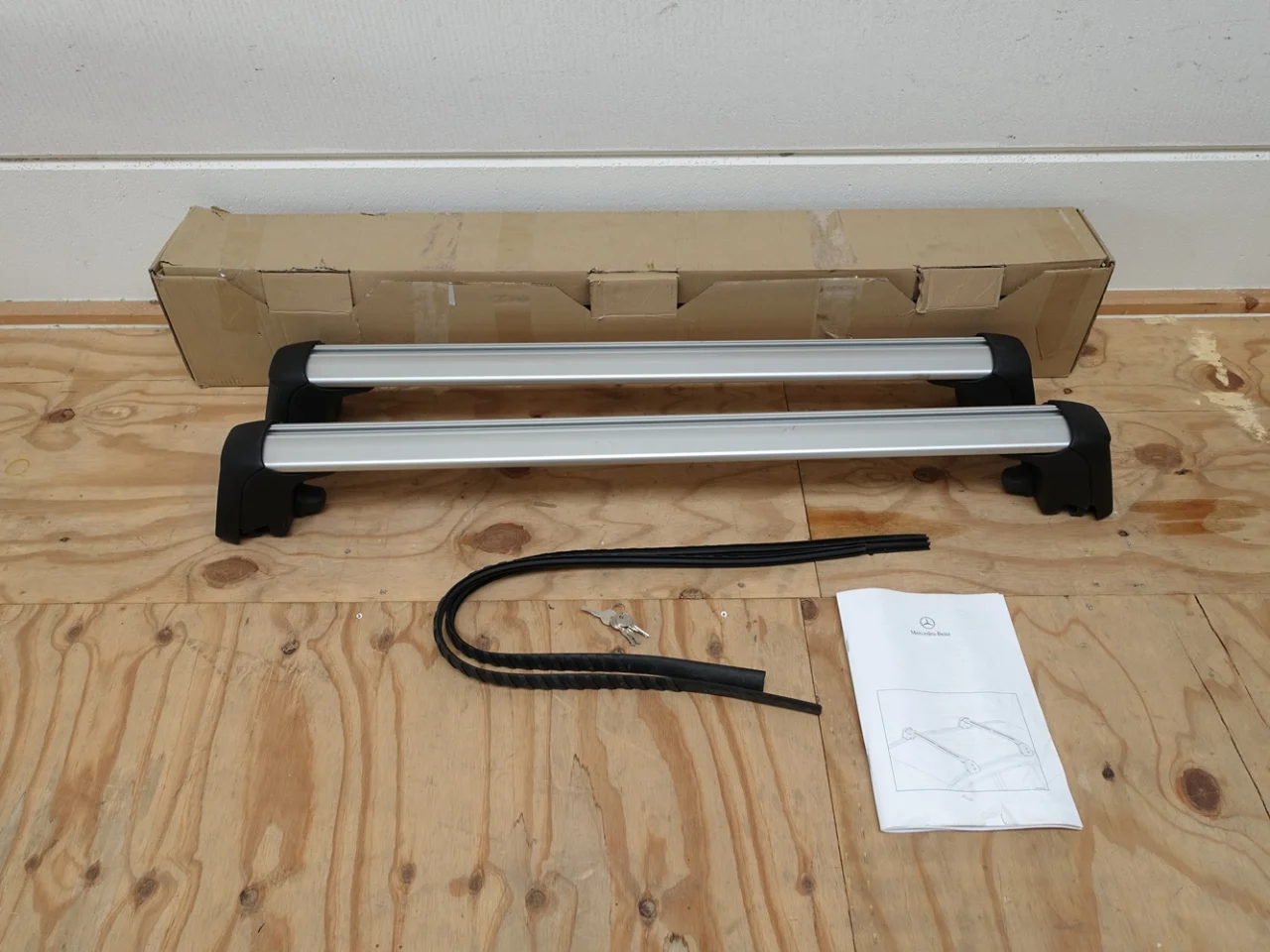 Dakdrager Set GLA-klasse x156 OE (!) - Article 16261 1 - A1568900093-1