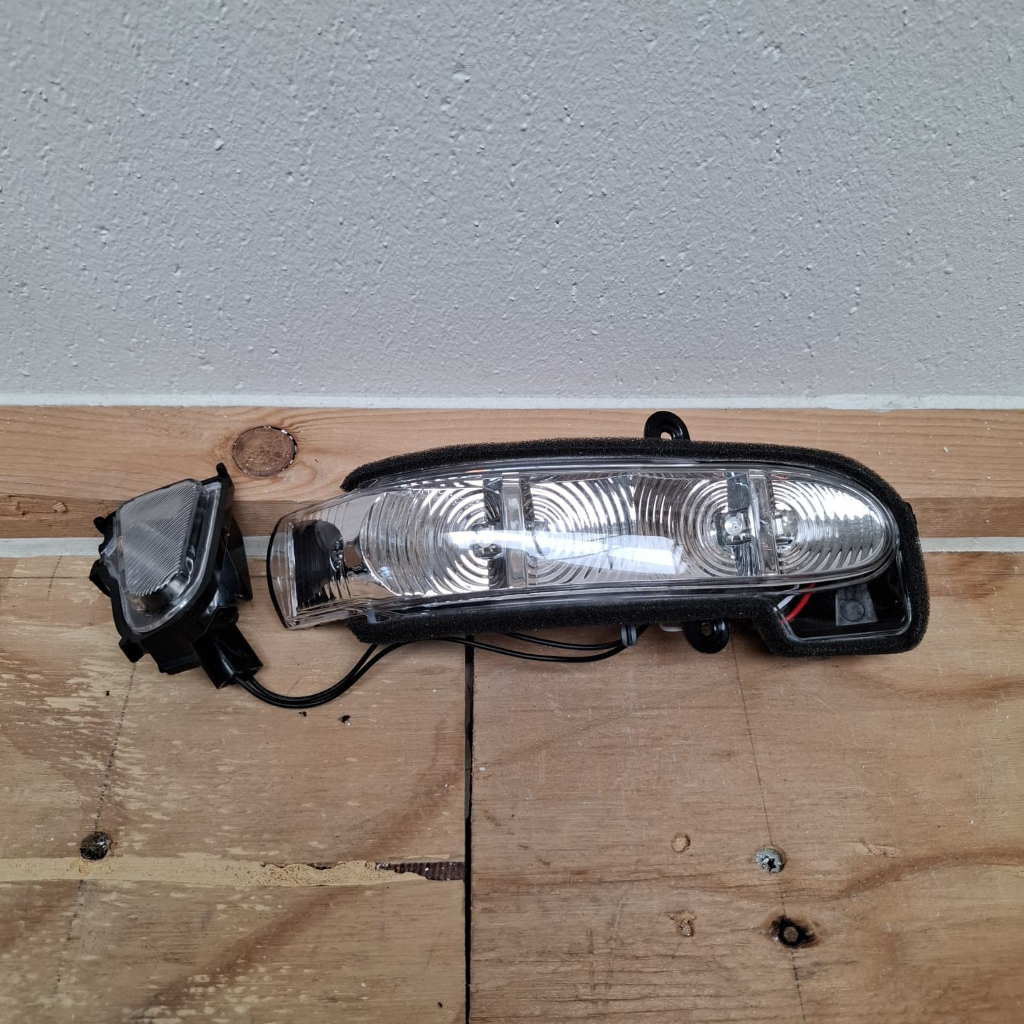 Knipperlicht A 203 820 1421 Rechts (Nieuw)