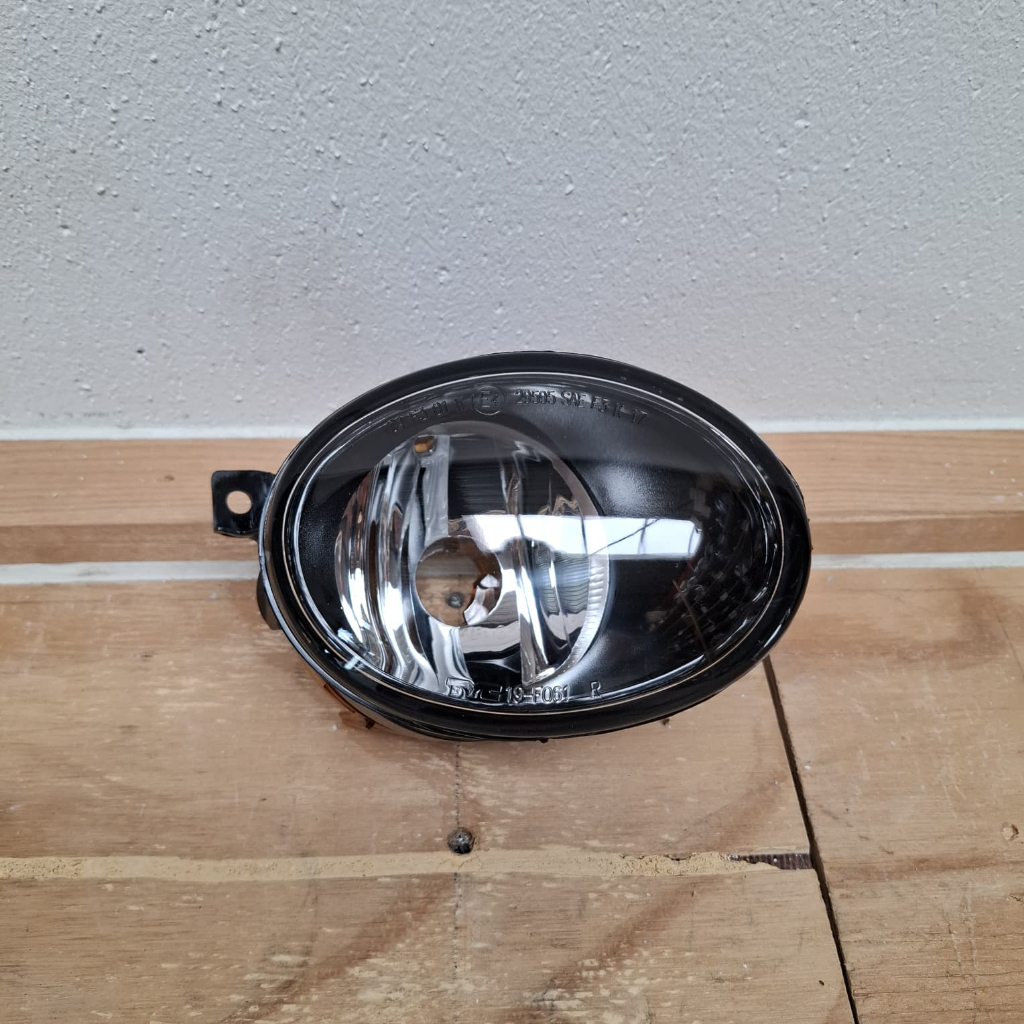 Mistlamp A 910 906 2600 Rechts (Nieuw)