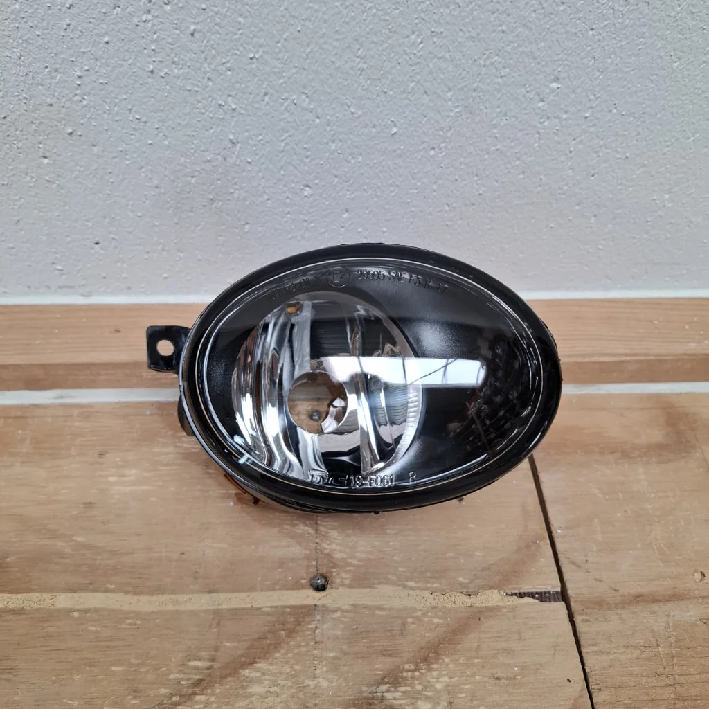 Fog light A 910 906 2600 Right (New) - Article 16398 1 - 19-15061-01-9