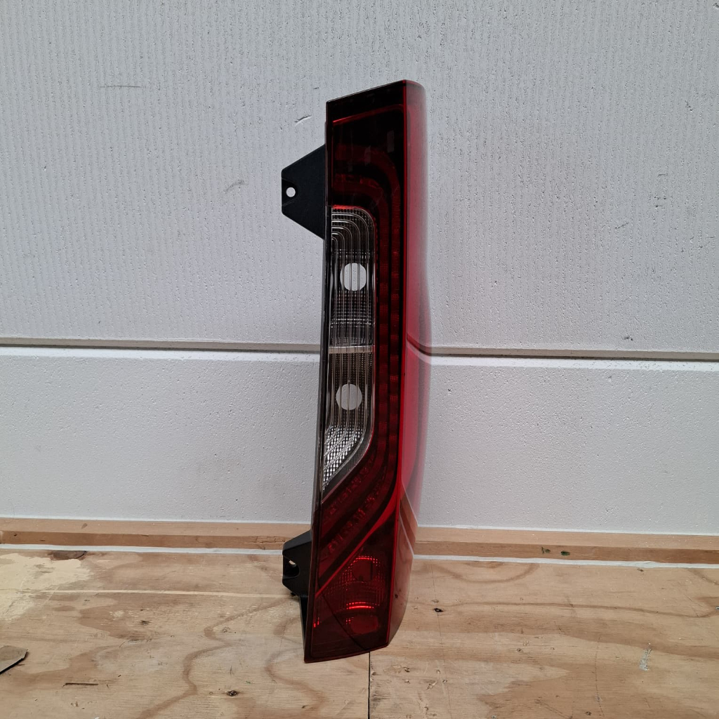 Achterlicht Sprinter w907 LED Rechts (Nieuw)