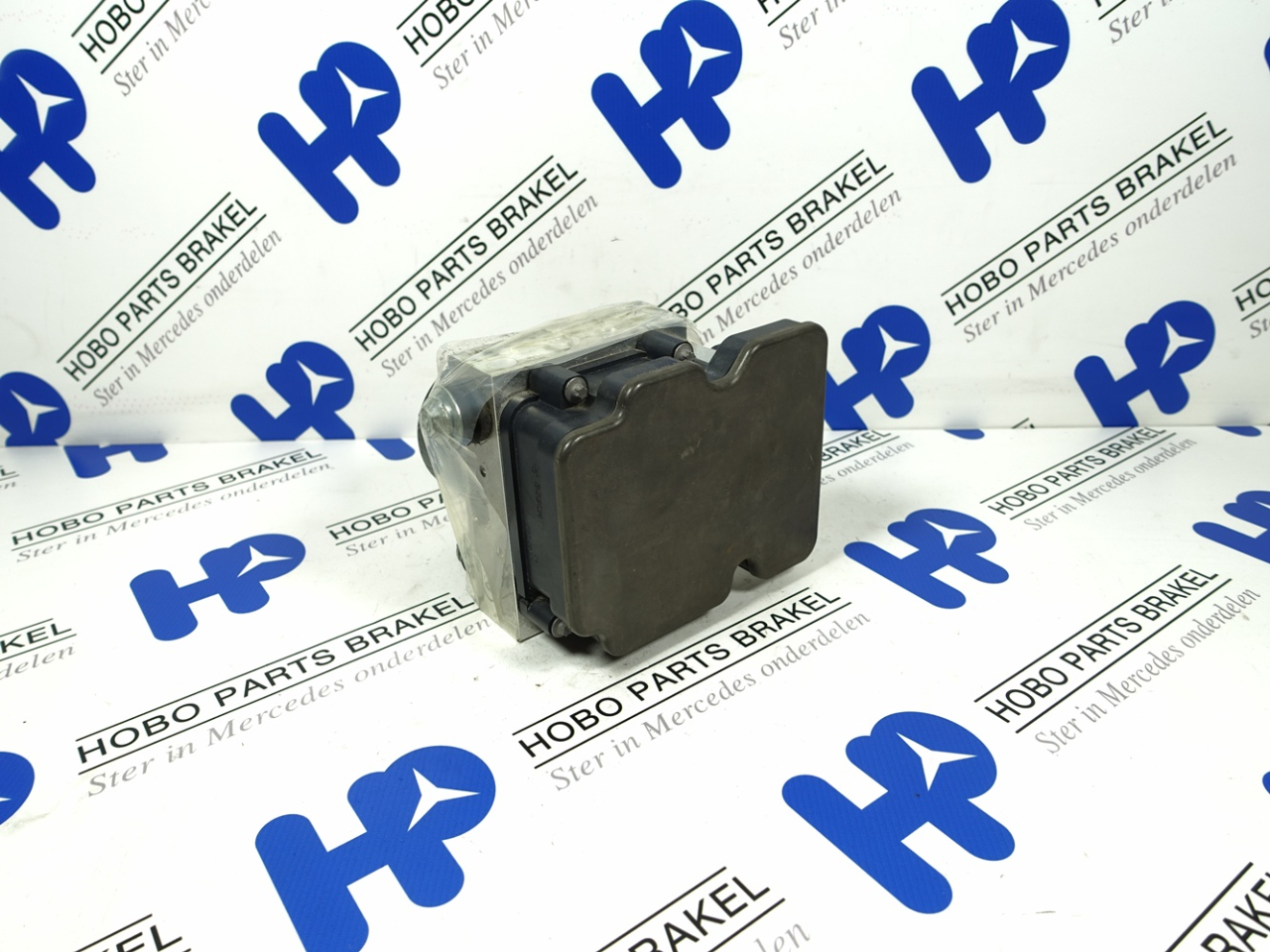 ABS pomp A 447 900 8809