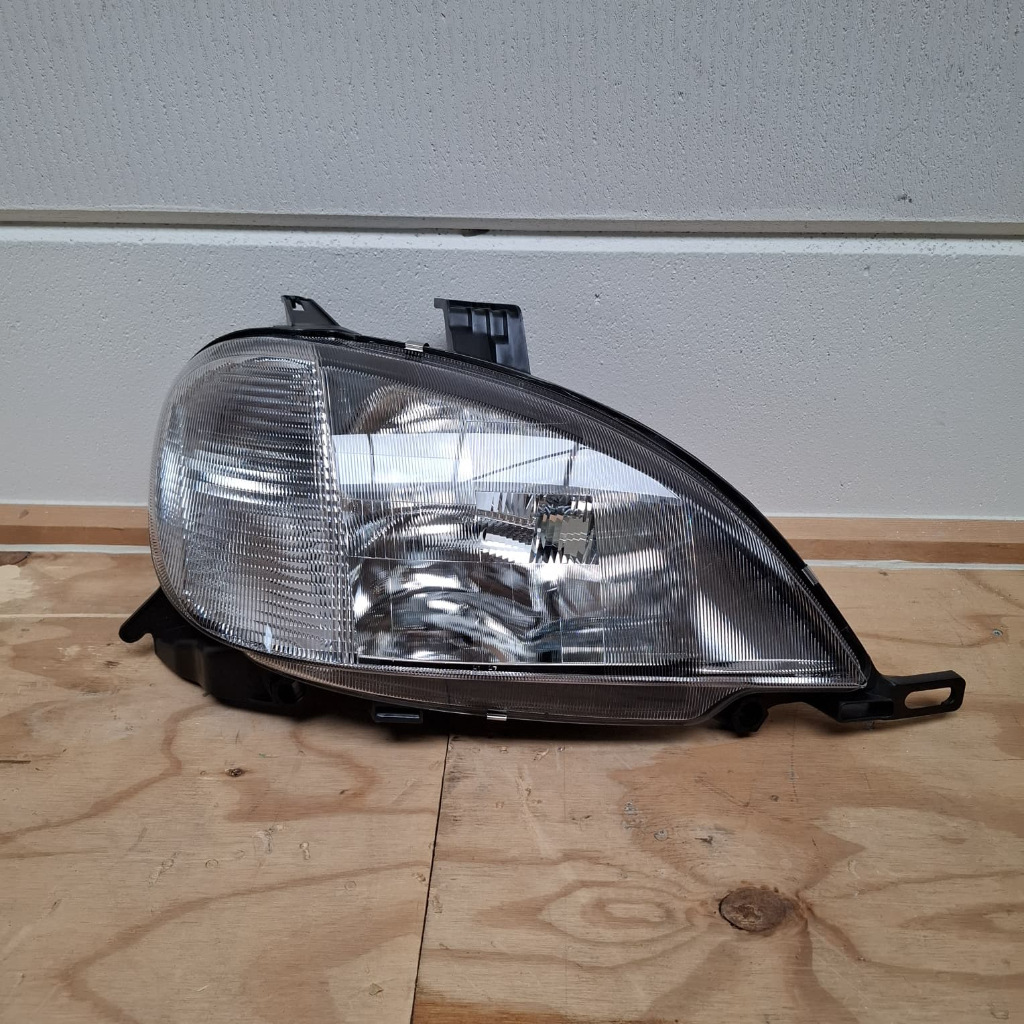 Koplamp ML-klasse w163 Rechts (Nieuw)