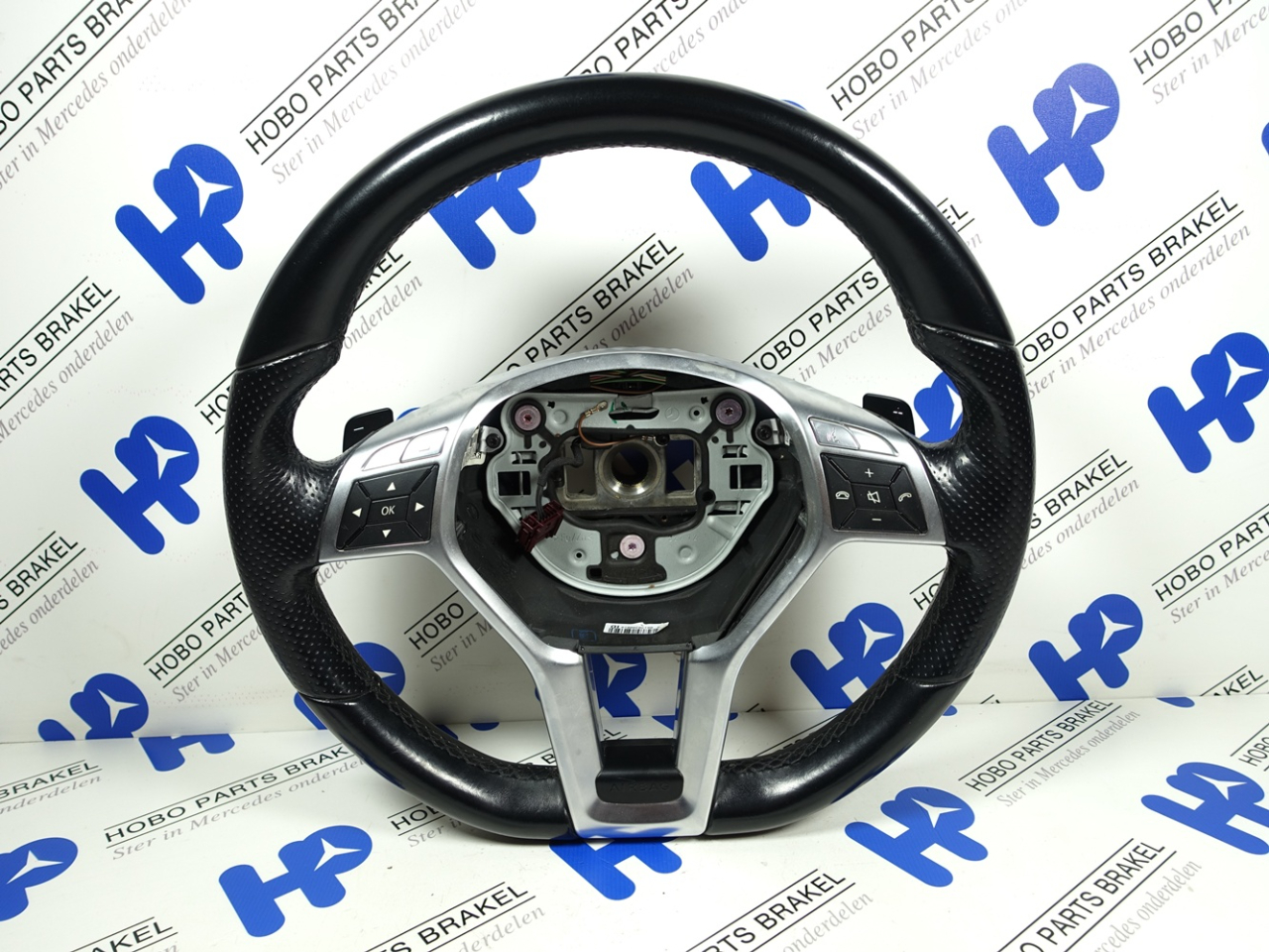 Stuurwiel C-klasse w204 / E-klasse w212 AMG +flippers