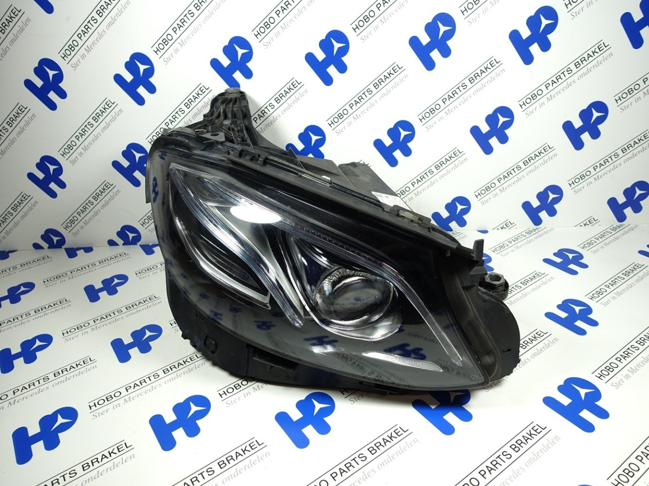 Koplamp E-klasse w213 Multibeam LED Rechts